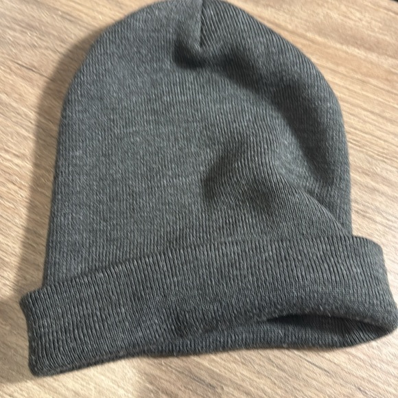 Carhartt‎ Dark Gray Knit Beanie - Picture 2 of 6